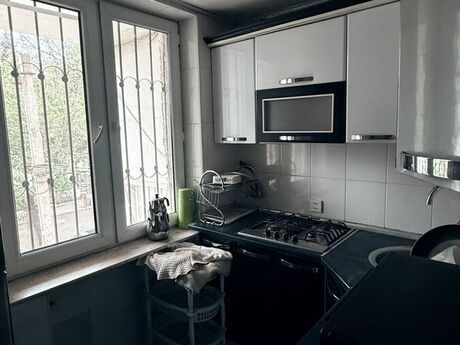 2 otaqlı köhnə tikili - Nərimanov r. - 50 m²