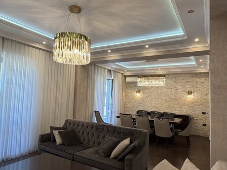 3 otaqlı yeni tikili - Ağ şəhər q. - 155 m²