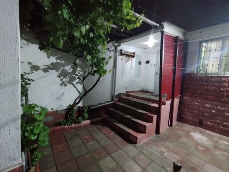4 otaqlı həyət evi/bağ evi - Əhmədli m. - 43 m²