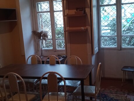 1 otaqlı köhnə tikili - 28 May m. - 35 m²
