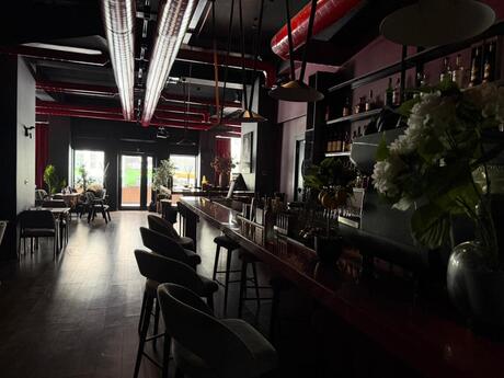 Obyekt - Şah İsmayıl Xətai m. - 272 m²