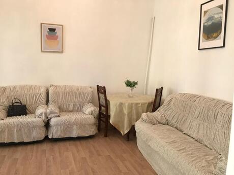 2 otaqlı köhnə tikili - İçəri Şəhər m. - 60 m²