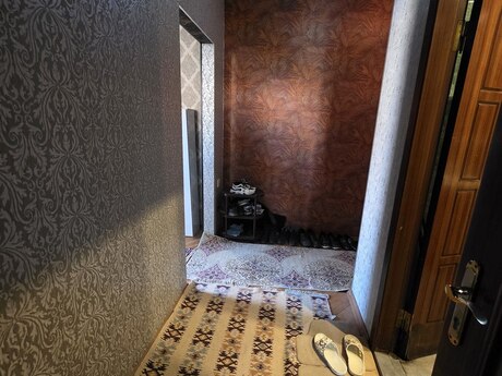 1 otaqlı köhnə tikili - Bakıxanov q. - 45 m²