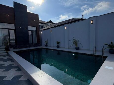 5 otaqlı həyət evi/bağ evi - Xəzər r. - 200 m²