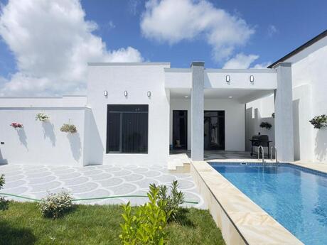 4 otaqlı həyət evi/bağ evi - Şüvəlan q. - 150 m²