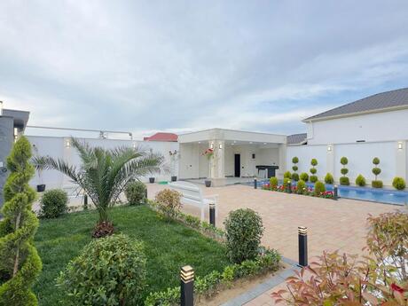 4 otaqlı həyət evi/bağ evi - Mərdəkan q. - 200 m²