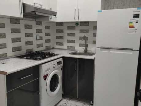 2 otaqlı yeni tikili - İnşaatçılar m. - 55 m²