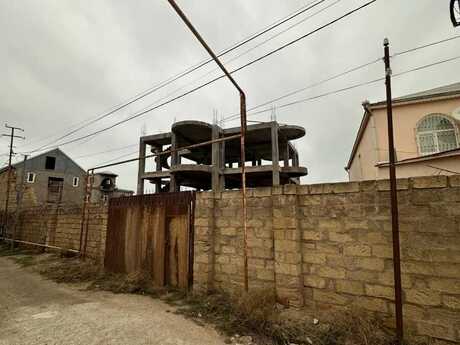 8 otaqlı həyət evi/bağ evi - Novxanı q. - 500 m²
