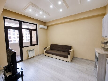 2-комн. новостройка - м. Иншаатчылар - 42 м²