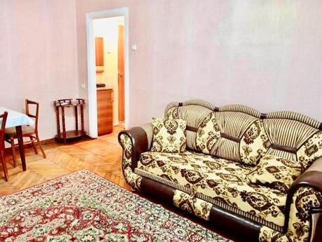 2 otaqlı köhnə tikili - Neftçilər m. - 45 m²