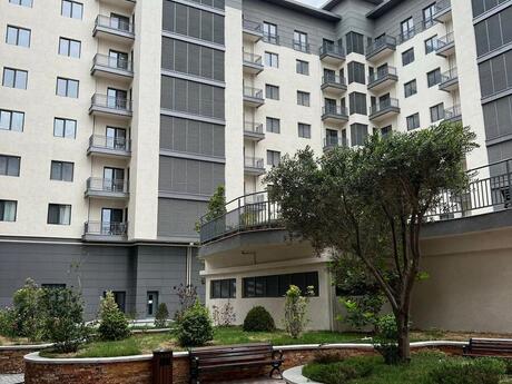 3 otaqlı yeni tikili - Xətai r. - 100 m²