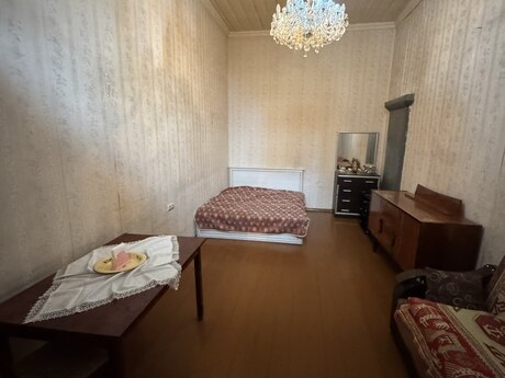 2 otaqlı köhnə tikili - Nizami m. - 55 m²
