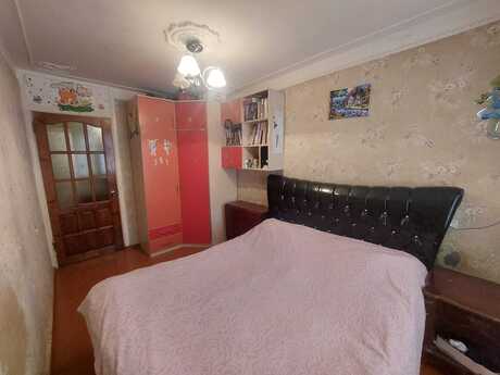 4 otaqlı köhnə tikili - Neftçilər m. - 100 m²