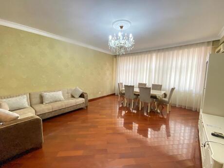 3 otaqlı yeni tikili - Şah İsmayıl Xətai m. - 125 m²