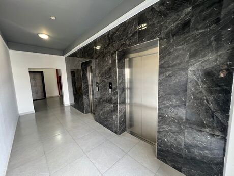 4 otaqlı yeni tikili - 8 Noyabr m. - 240 m²