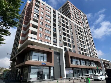 4 otaqlı yeni tikili - 8 Noyabr m. - 240 m²