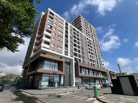 4 otaqlı yeni tikili - 8 Noyabr m. - 240 m²