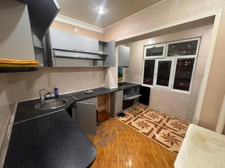 2 otaqlı köhnə tikili - Qara Qarayev m. - 65 m²
