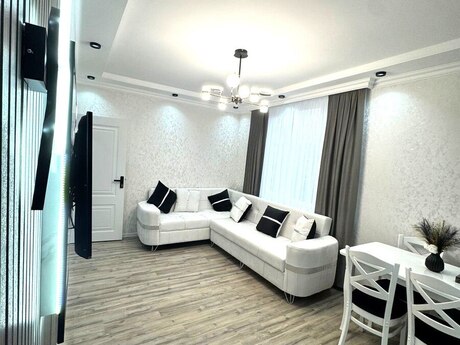 2 otaqlı köhnə tikili - Neftçilər m. - 46 m²