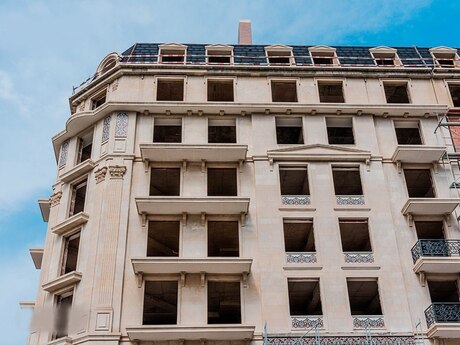 3 otaqlı yeni tikili - Ağ şəhər q. - 134.4 m²