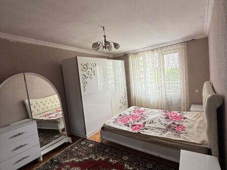 3 otaqlı köhnə tikili - İnşaatçılar m. - 75 m²
