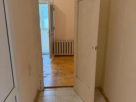 2 otaqlı köhnə tikili - Bakıxanov q. - 50 m²