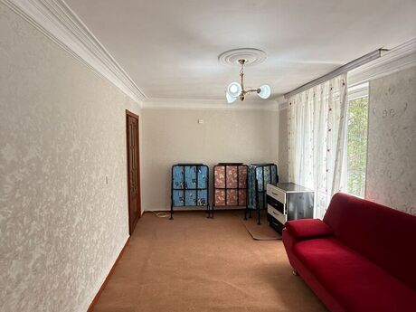 1 otaqlı köhnə tikili - Elmlər Akademiyası m. - 40 m²