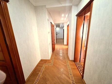 4 otaqlı yeni tikili - 28 May m. - 150 m²