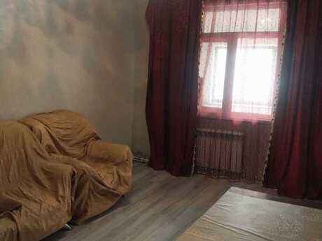 2 otaqlı köhnə tikili - 9-cu mikrorayon q. - 60 m²
