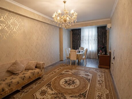 3 otaqlı yeni tikili - 8 Noyabr m. - 93.5 m²