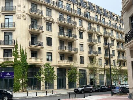 3 otaqlı yeni tikili - Ağ şəhər q. - 135 m²