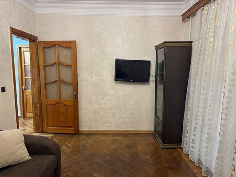 3 otaqlı köhnə tikili - Xətai r. - 75 m²