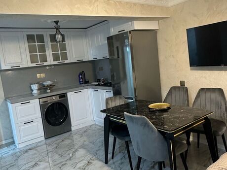 2 otaqlı həyət evi/bağ evi - Xırdalan - 75 m²