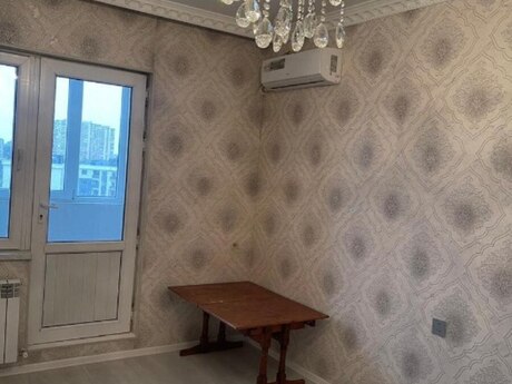2 otaqlı köhnə tikili - Yeni Günəşli q. - 42 m²