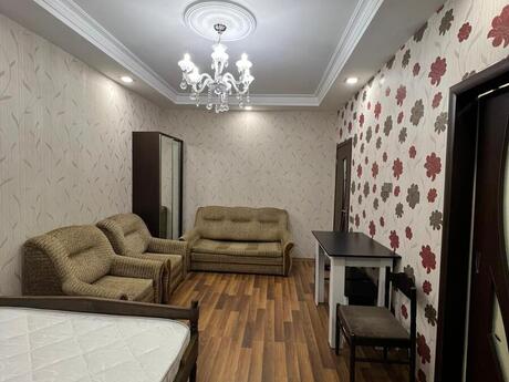 2 otaqlı köhnə tikili - Memar Əcəmi m. - 45 m²