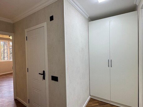 2 otaqlı köhnə tikili - Azadlıq Prospekti m. - 45 m²