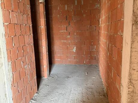 3 otaqlı yeni tikili - 28 May m. - 75 m²