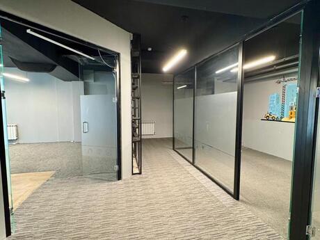 5 otaqlı ofis - Elmlər Akademiyası m. - 117 m²