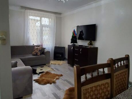 1 otaqlı köhnə tikili - Elmlər Akademiyası m. - 35 m²