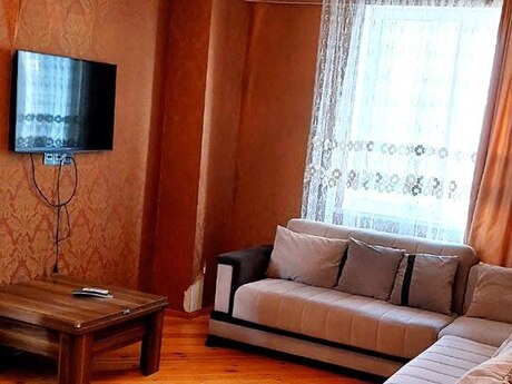 2 otaqlı yeni tikili - Bakıxanov q. - 80 m²
