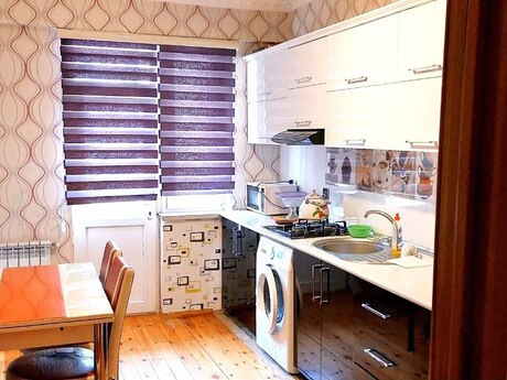 2 otaqlı yeni tikili - Bakıxanov q. - 80 m²
