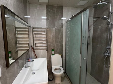3 otaqlı yeni tikili - Azadlıq Prospekti m. - 82 m²
