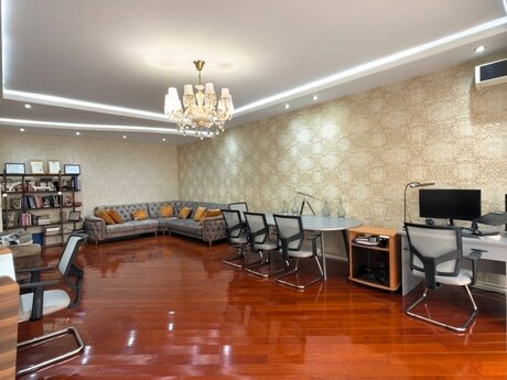 4 otaqlı yeni tikili - Gənclik m. - 207 m²