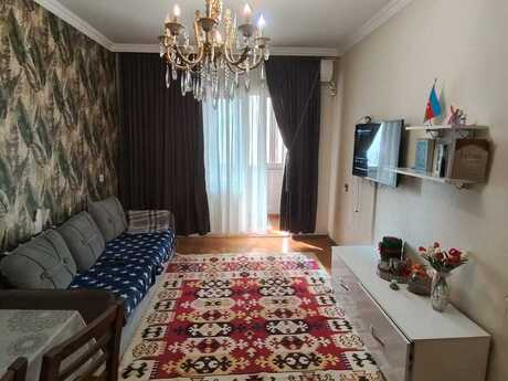 3-комн. вторичка - м. Иншаатчылар - 60 м²