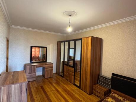 4-комн. вторичка - м. Ази Асланов - 120 м²