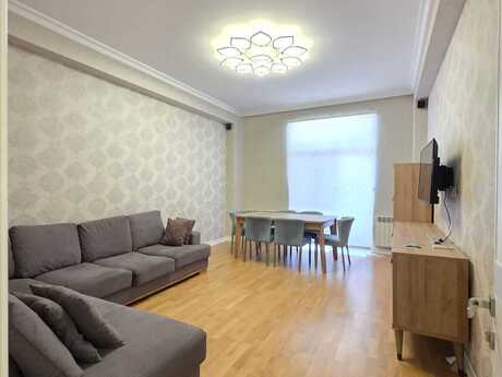2 otaqlı yeni tikili - Ağ şəhər q. - 94 m²