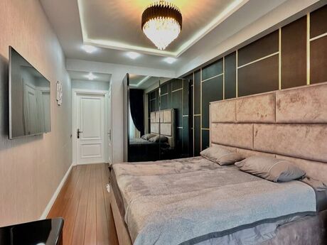 3 otaqlı yeni tikili - Xətai r. - 126 m²