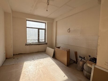 3 otaqlı yeni tikili - Ağ şəhər q. - 129 m²
