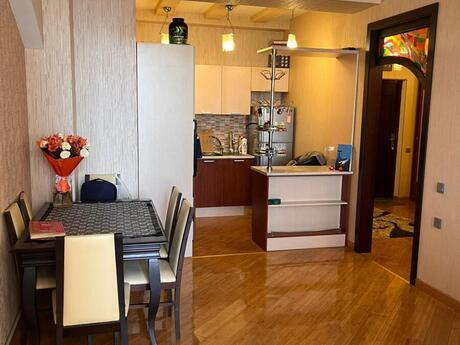 2-комн. новостройка - м. Насими - 55 м²