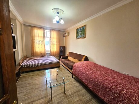 1 otaqlı yeni tikili - Qara Qarayev m. - 45 m²
